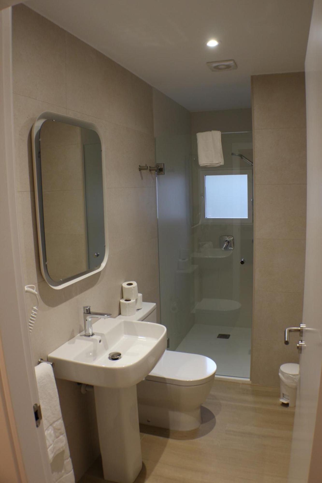 Apartamentos Picos De Europa 桑坦德 外观 照片