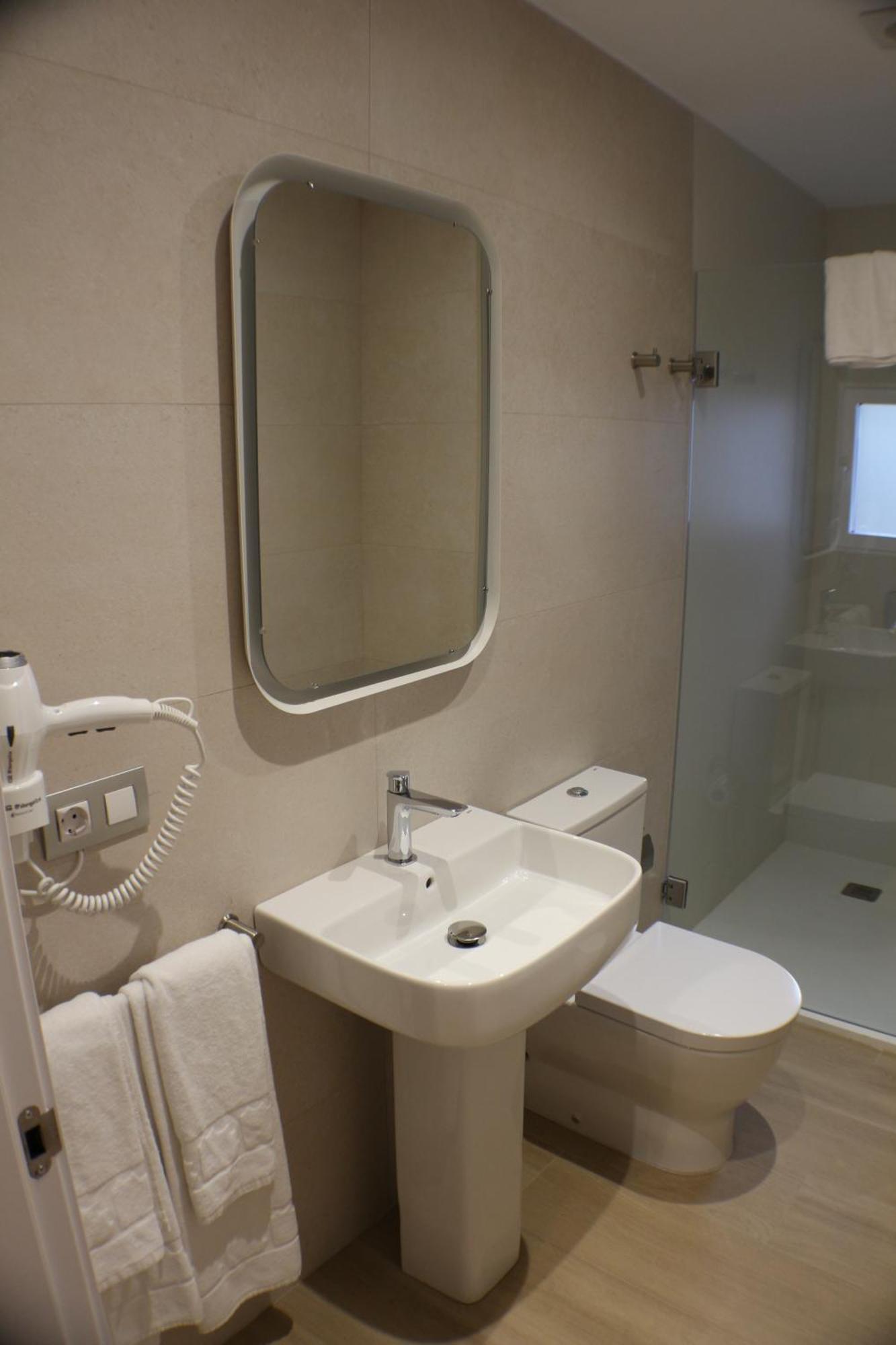 Apartamentos Picos De Europa 桑坦德 外观 照片
